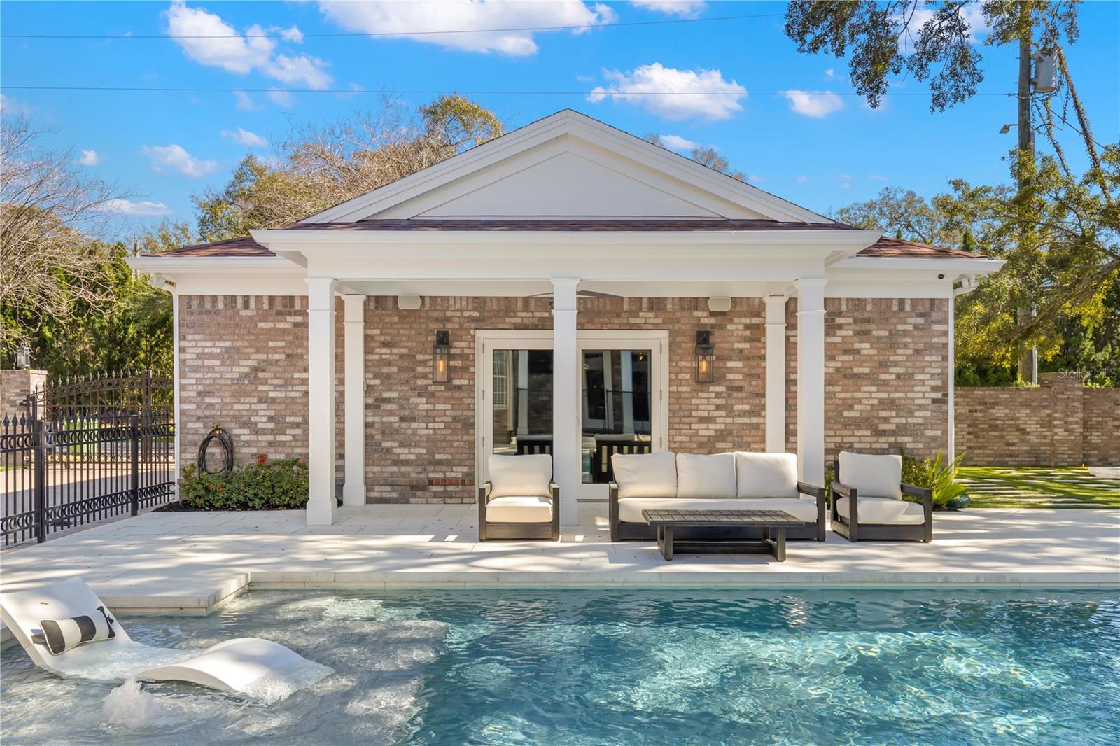 GOLF VIEW PARK 11 PAGE 72 - Residential