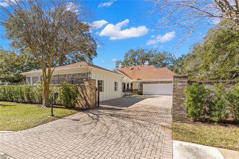 A home in TAMPA