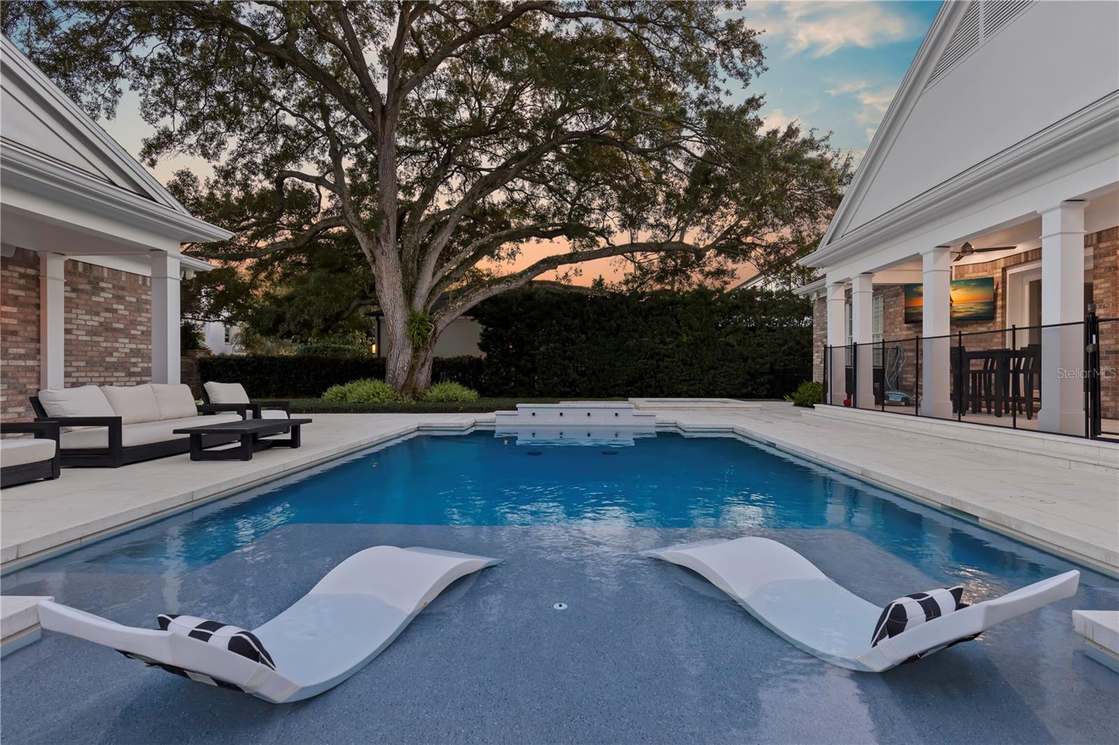 GOLF VIEW PARK 11 PAGE 72 - Residential