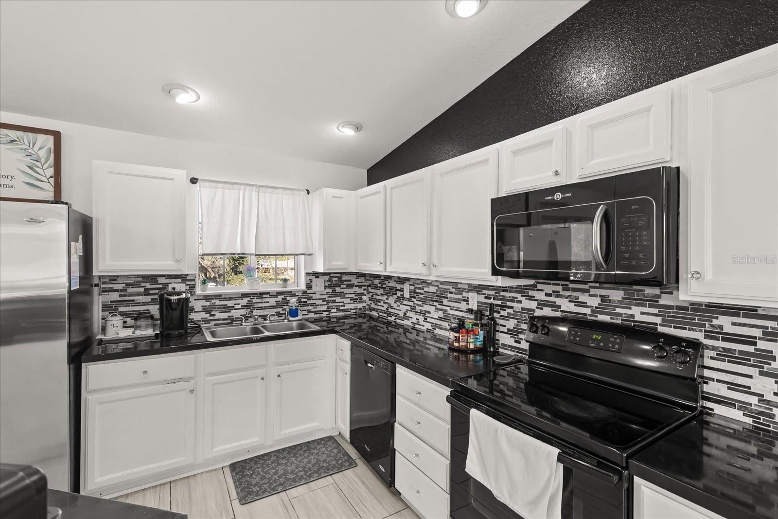 PLEASANT ACRES UN 4 - Residential