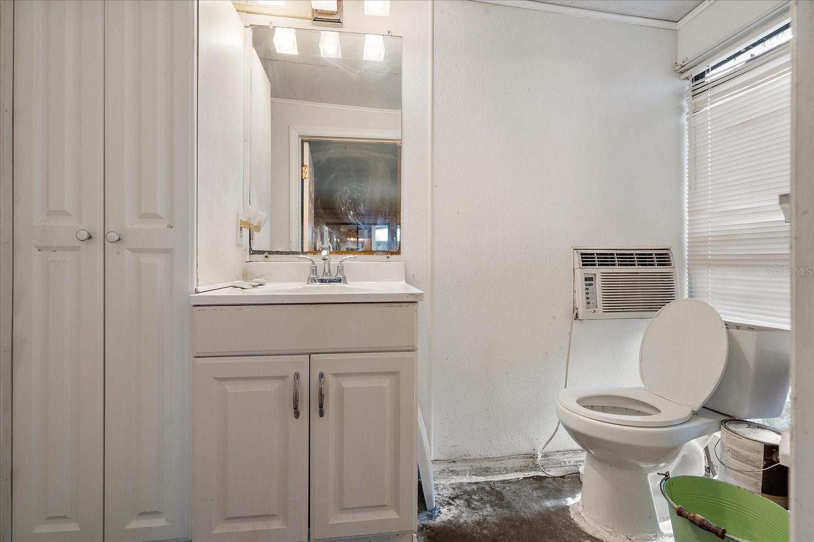 KENSINGTON PARK - Residential