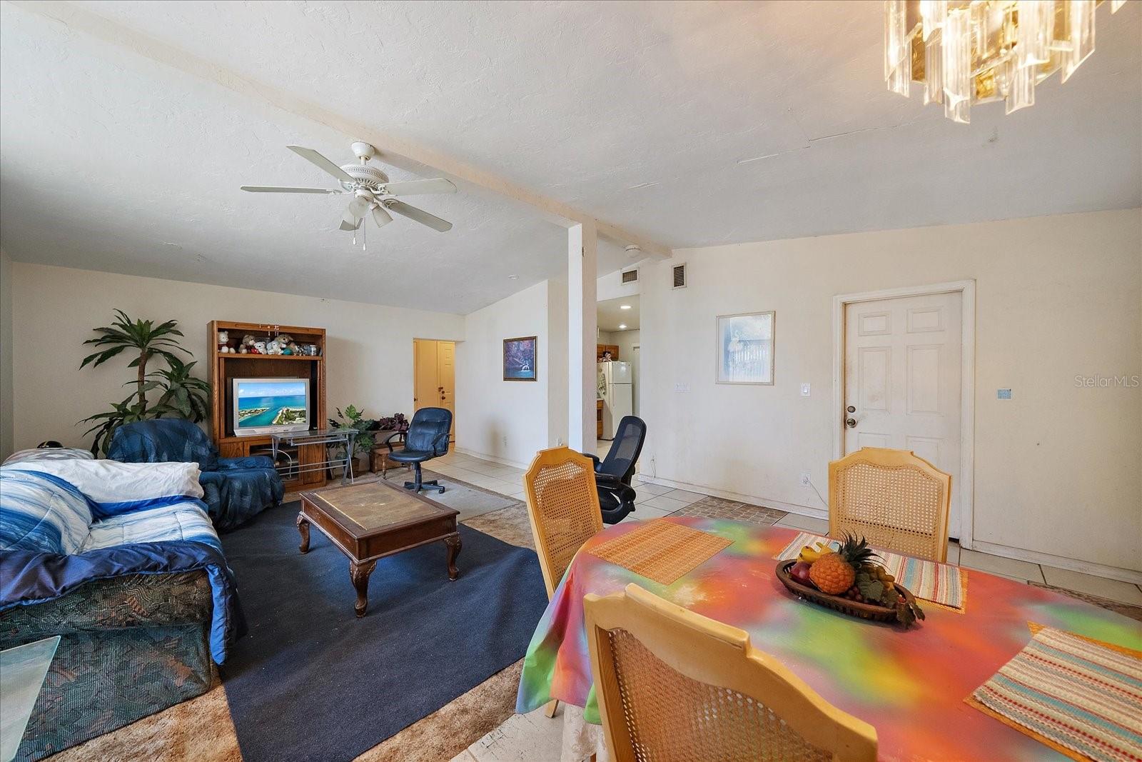 KENSINGTON PARK - Residential