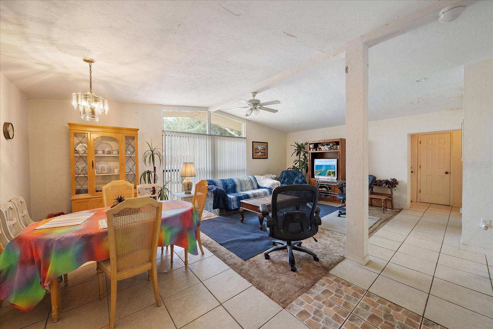 KENSINGTON PARK - Residential