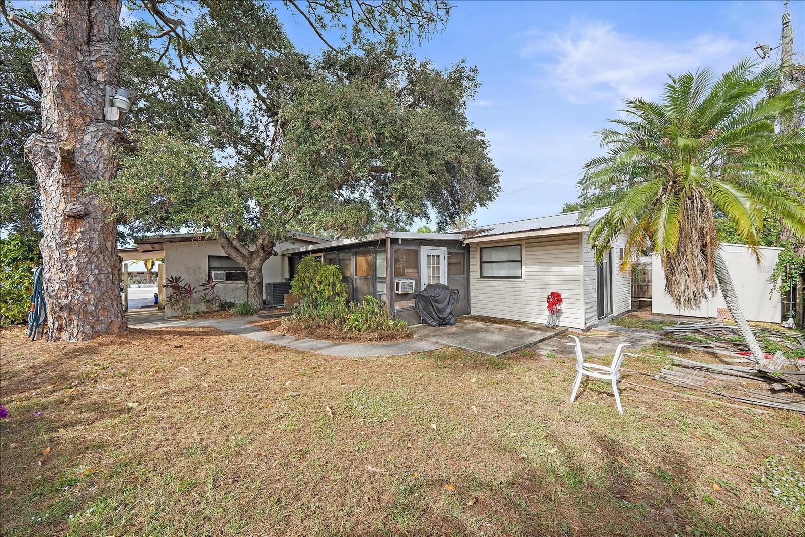 KENSINGTON PARK - Residential