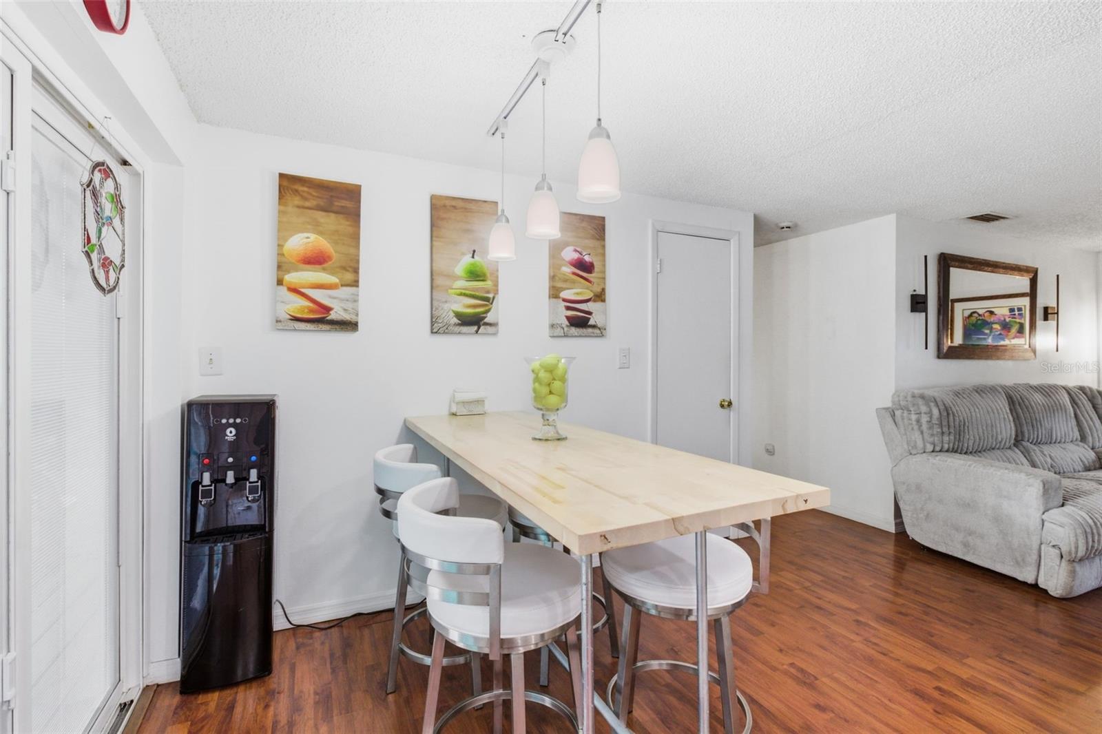 TRENTWOOD MANOR - Residential