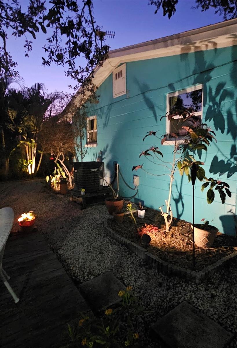 TRENTWOOD MANOR - Residential