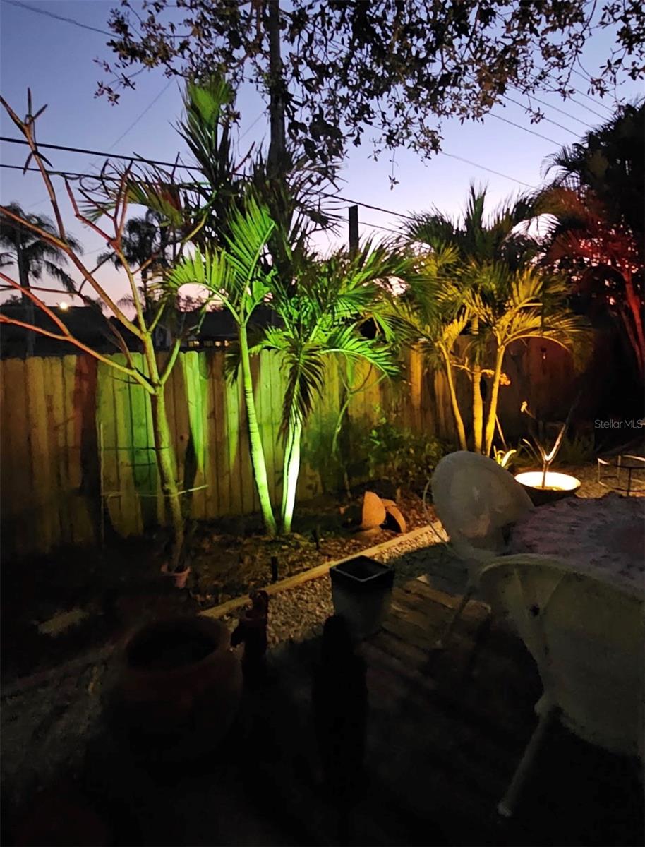 TRENTWOOD MANOR - Residential