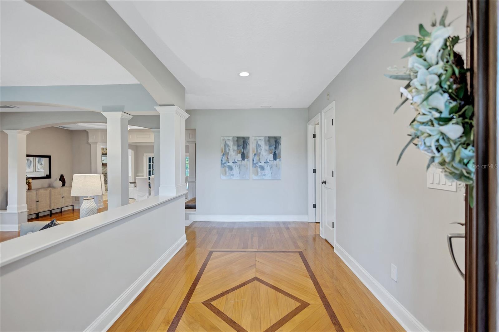 3923 HUDSON LANE