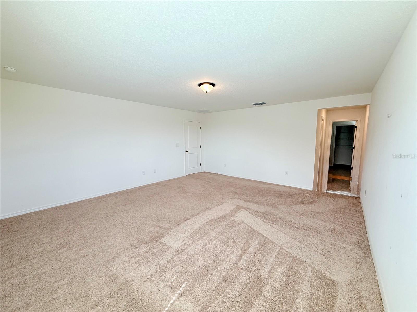 SAWGRASS LAKES PH I-III - Residential Lease
