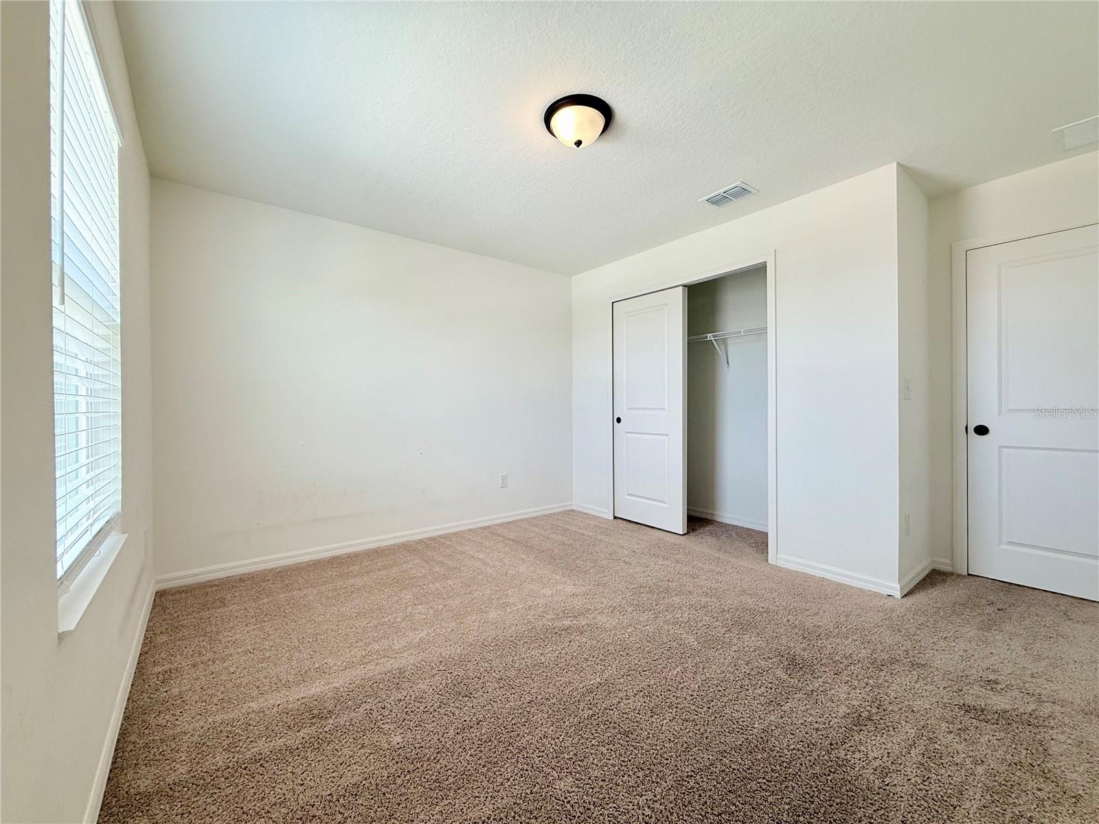 SAWGRASS LAKES PH I-III - Residential Lease