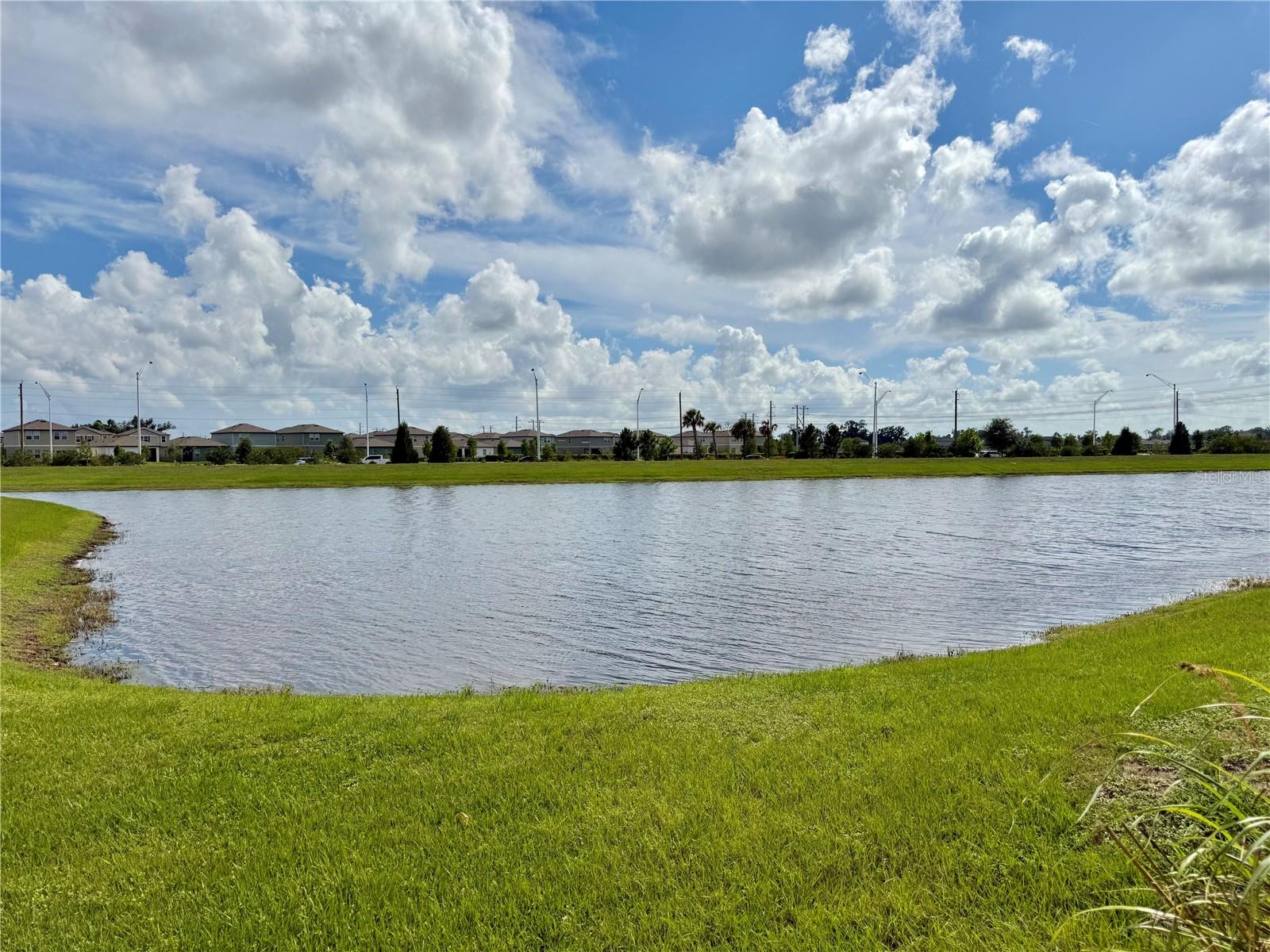 SAWGRASS LAKES PH I-III - Residential Lease