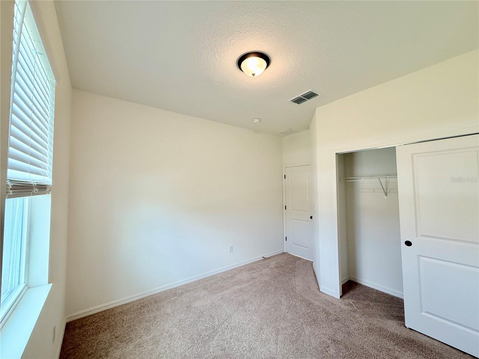 SAWGRASS LAKES PH I-III - Residential Lease