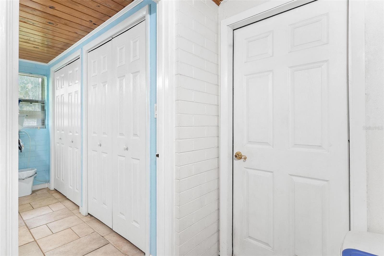 ACREAGE & UNREC - Residential