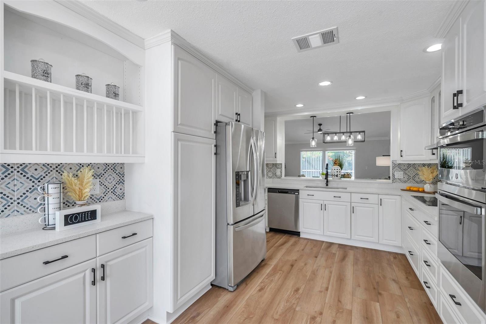 1402 BLUEWATER DRIVE