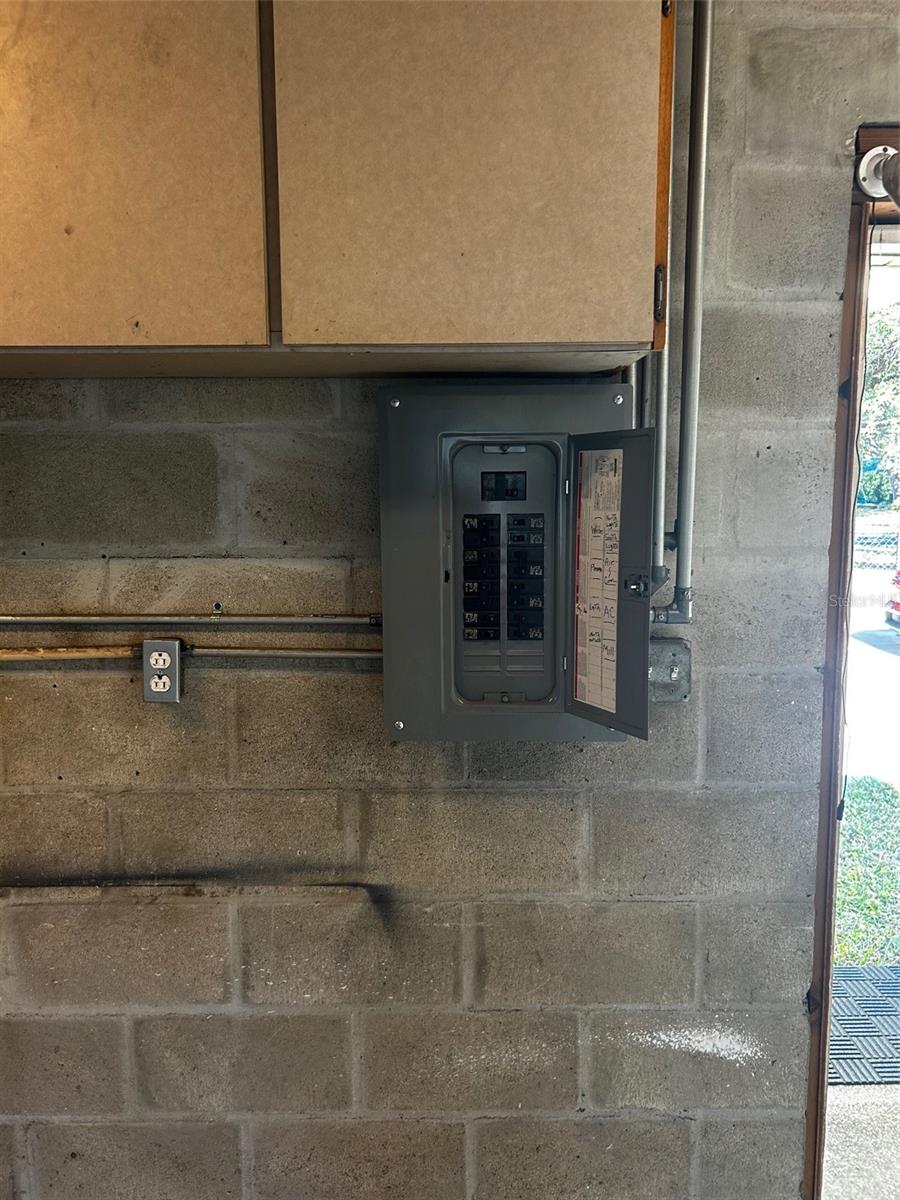 FARROWS - Residential