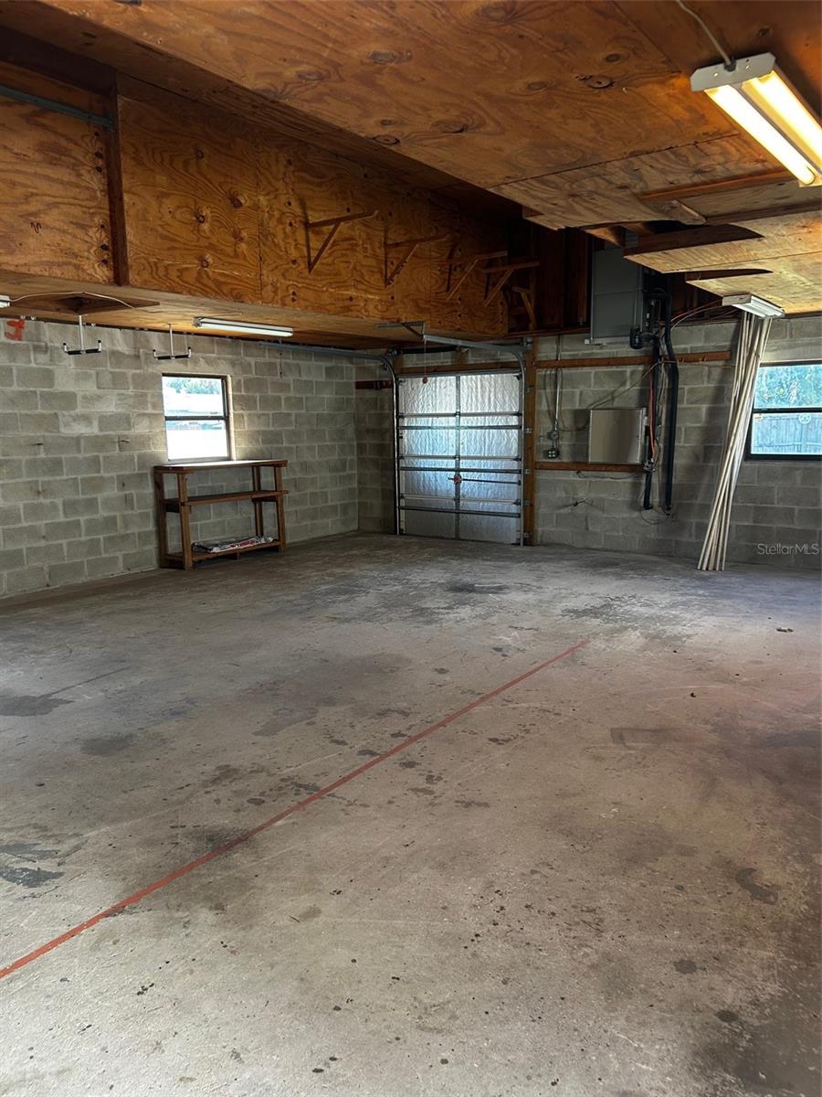 FARROWS - Residential