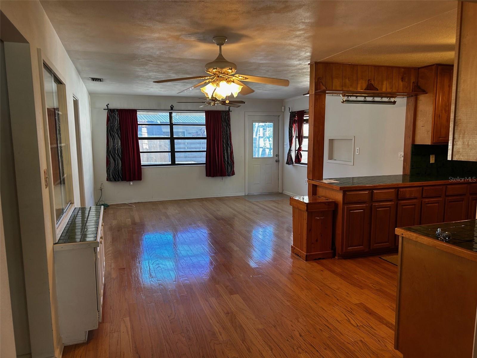 FARROWS - Residential