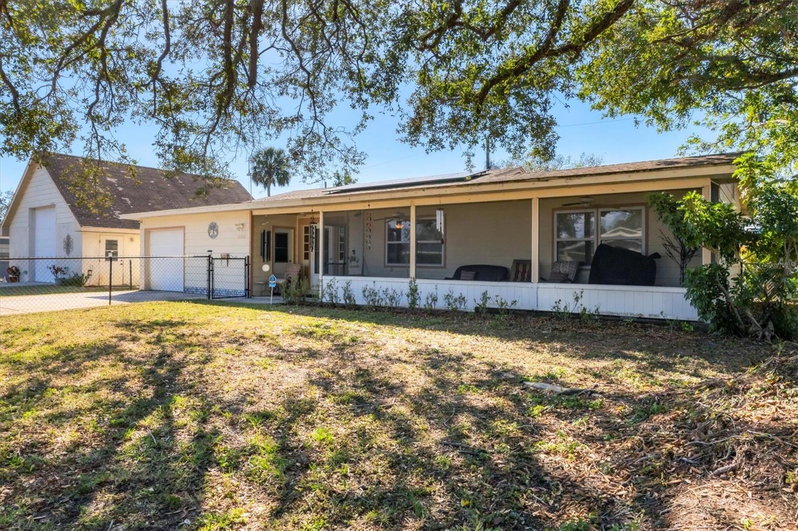 FARROWS - Residential