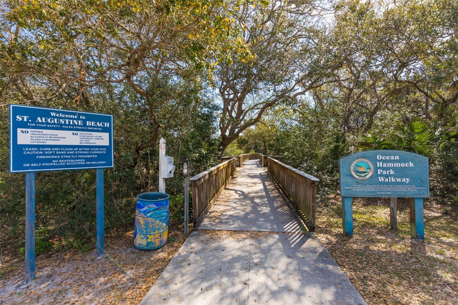 WHISPERING OAKS - Residential