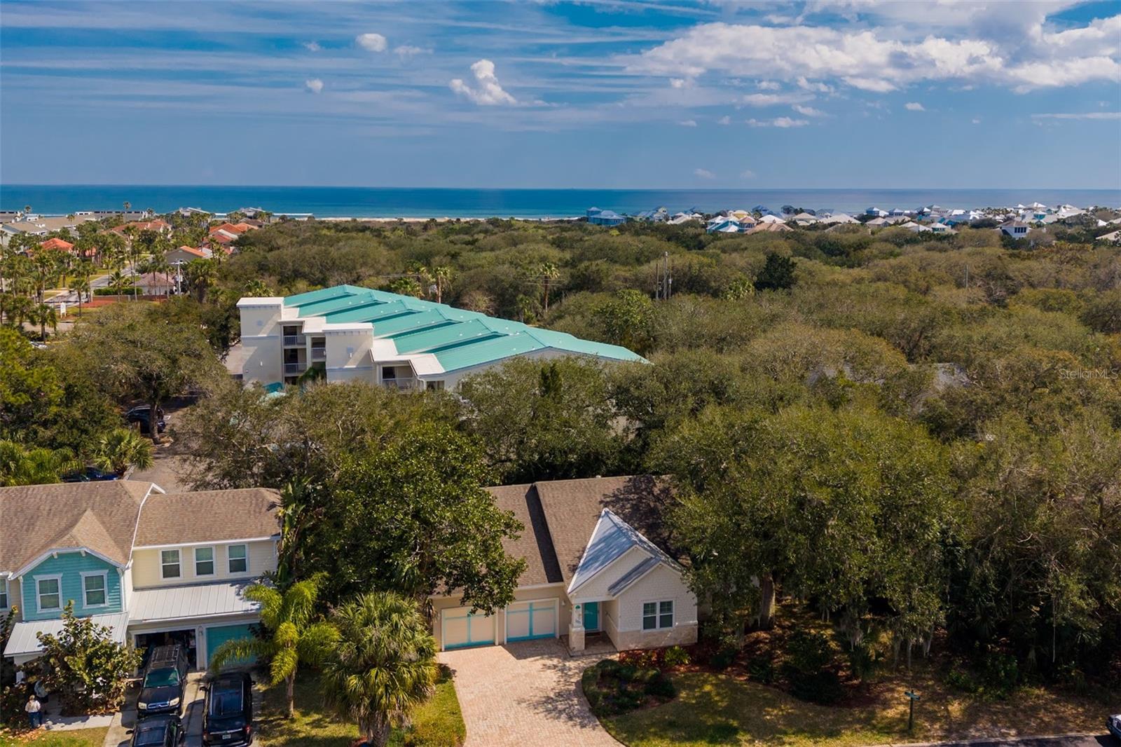 WHISPERING OAKS - Residential