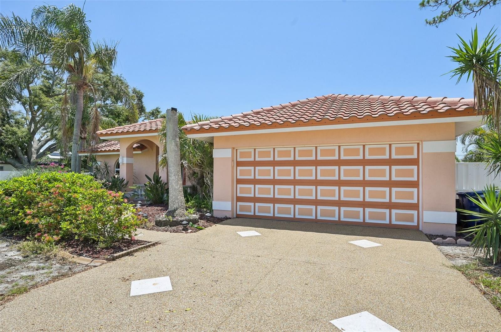321 SORRENTO DRIVE