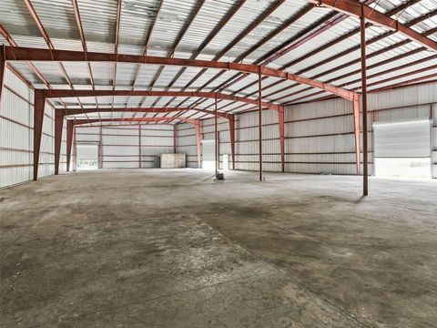 Tiny photo for 3155 Us Highway 441/27, Fruitland Park, FL 34731 (MLS # G5102152)