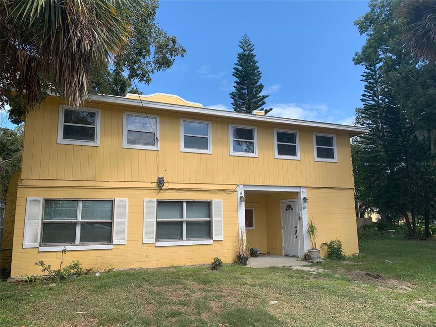 THIS COULD BE A GREAT SINGLE FAMILY HOME WITH IN-LAW APARTMENT OR CAN BE USED A DUPLEX. 3 PLUS  BEDROOMS WITH ROOM TO EXPAND . CORNER LOT 100 X 140 WITH POSSIBLE ADDITIONAL GARAGE OR WORKSHOP..BOAT OR RV PARKING ;Water: City