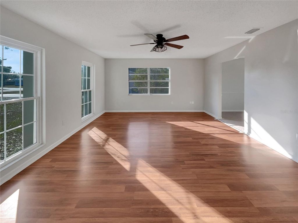 Photo of 3305 Peacock Lane, Mulberry, FL 33860 (MLS # O6365708)