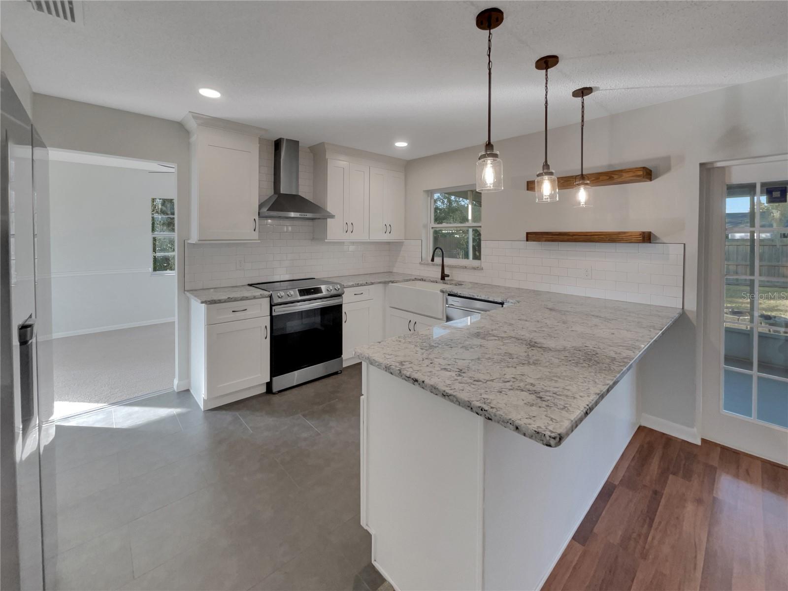 PINE LAKE SUB - Residential