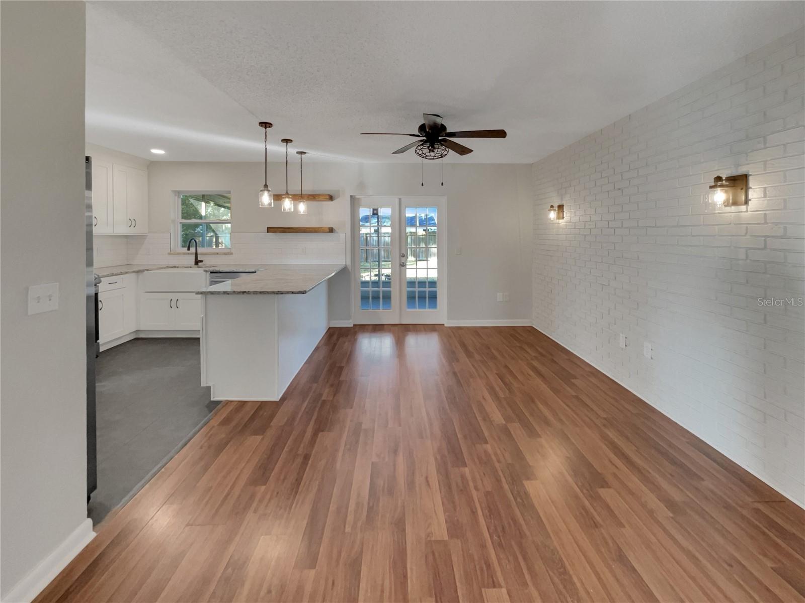 PINE LAKE SUB - Residential