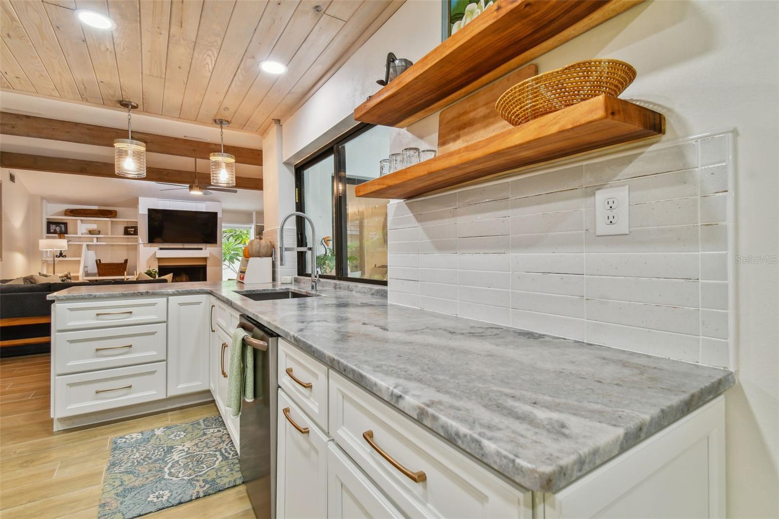 ENISWOOD UNIT II A - Residential