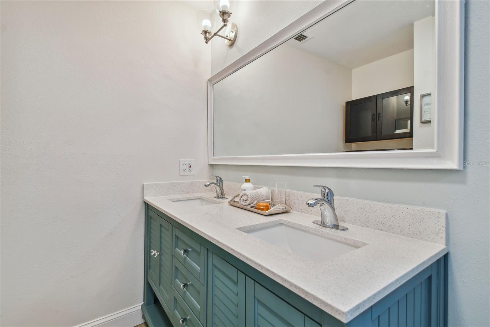 ENISWOOD UNIT II A - Residential