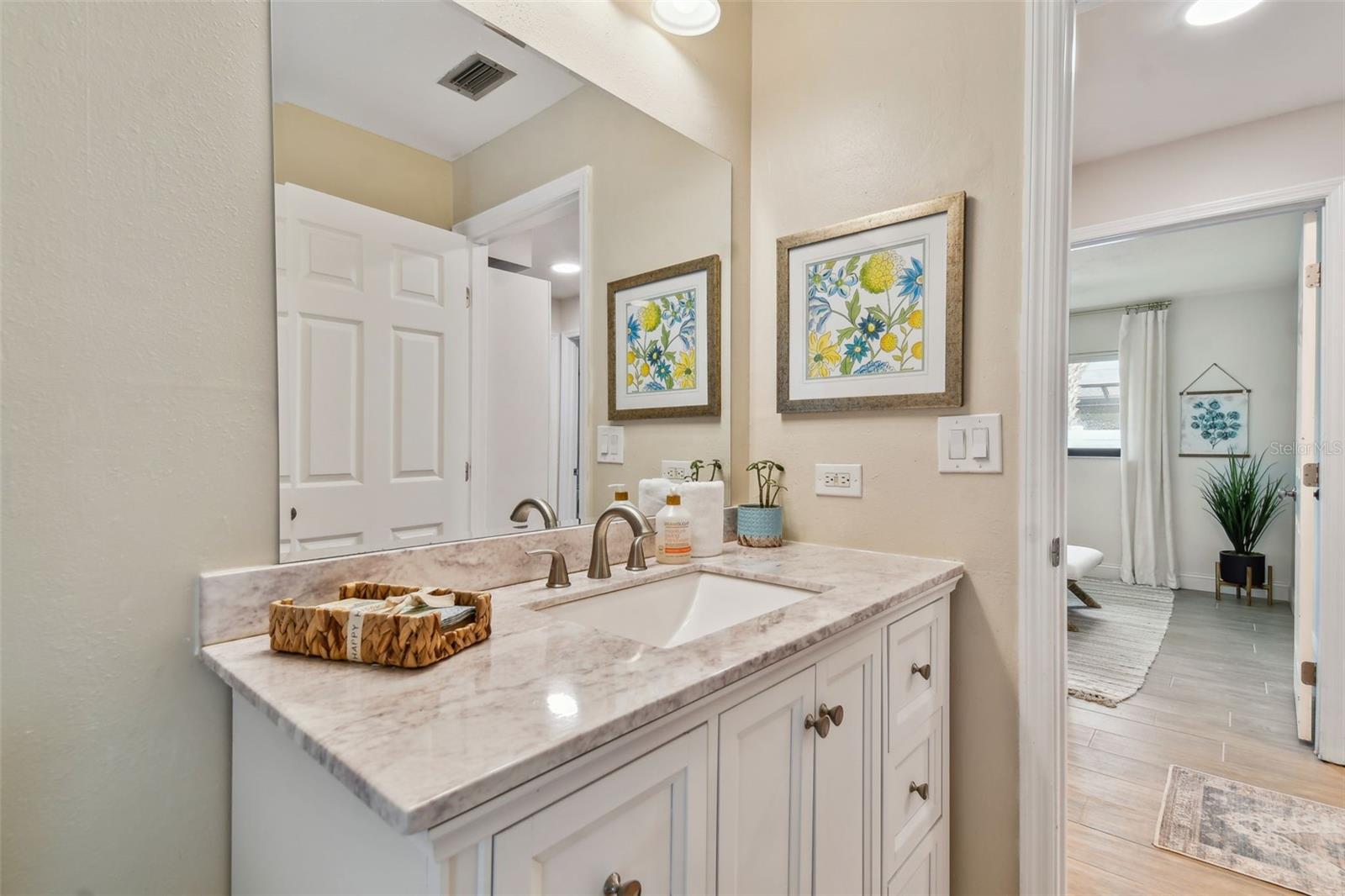 ENISWOOD UNIT II A - Residential