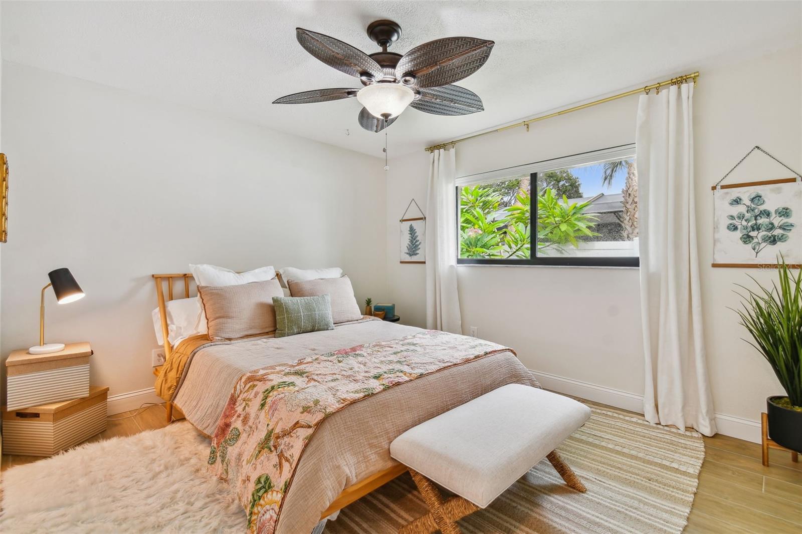 ENISWOOD UNIT II A - Residential