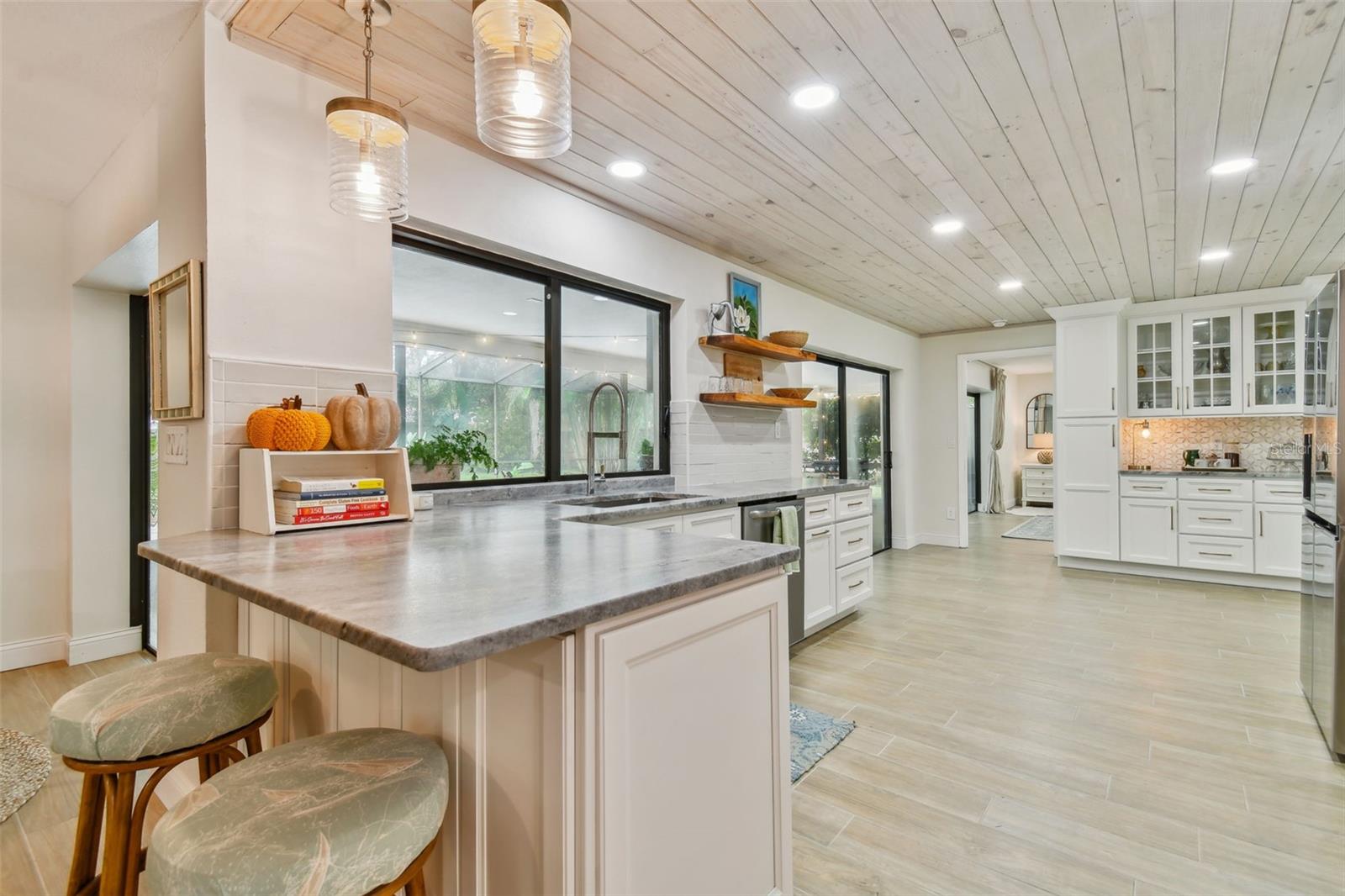 ENISWOOD UNIT II A - Residential