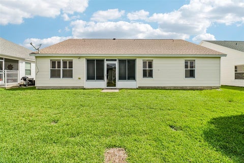 Tiny photo for 16581 SE 77th Northridge Court, The Villages, FL 32162 (MLS # TB8520567)