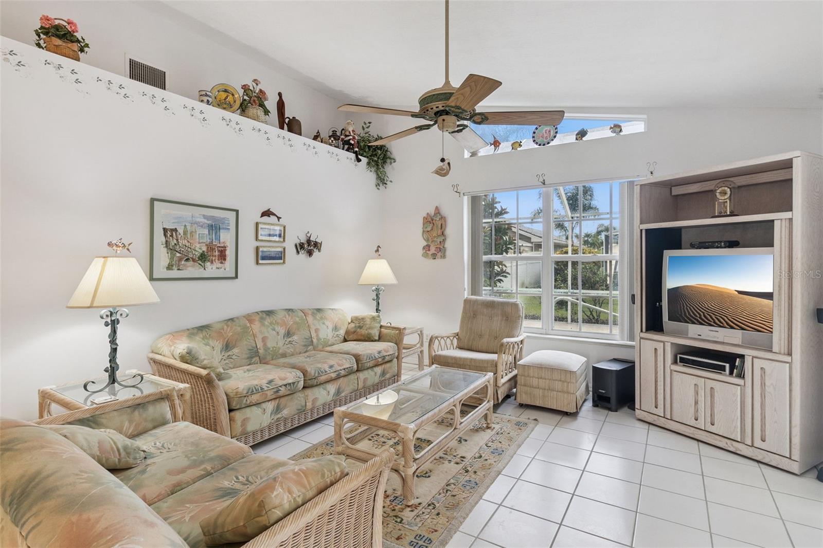 OLEANDER PINES - Residential