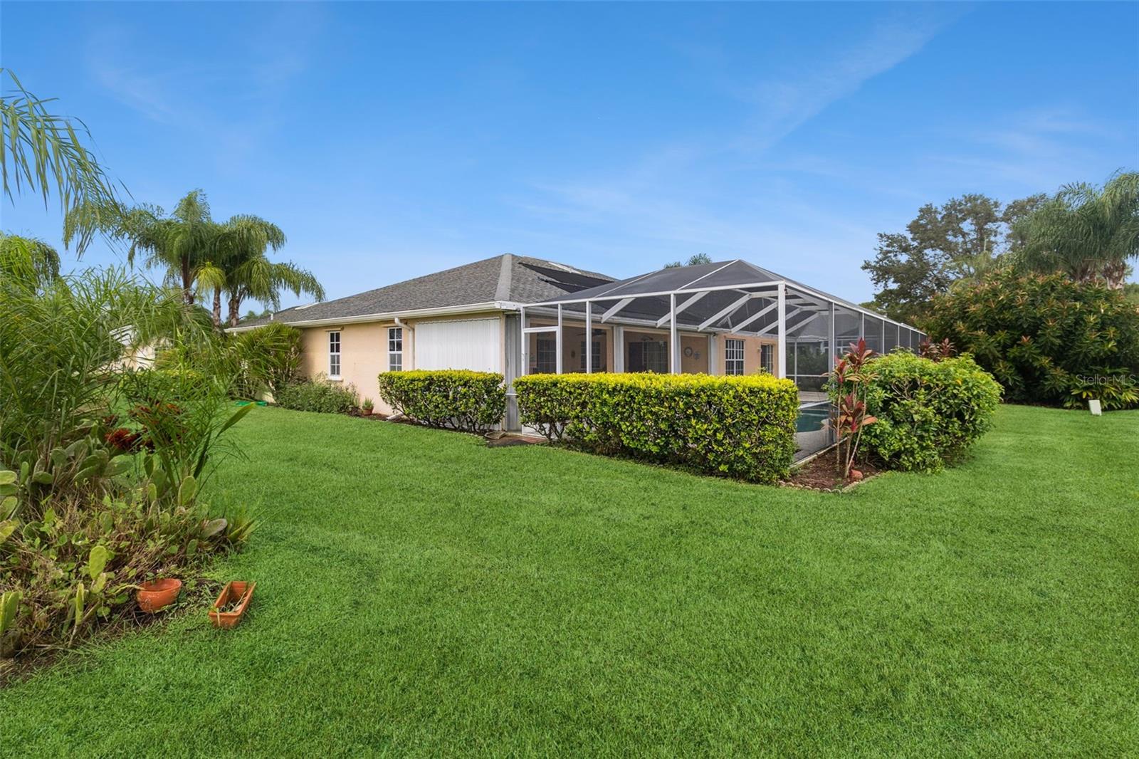 OLEANDER PINES - Residential