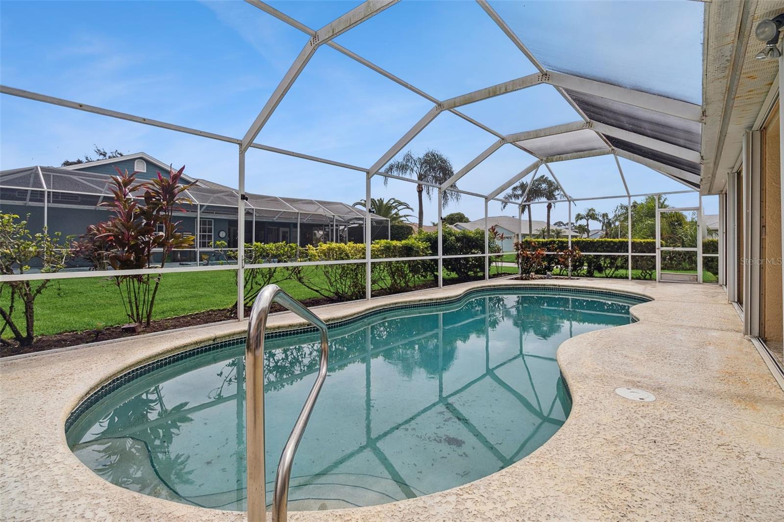 OLEANDER PINES - Residential