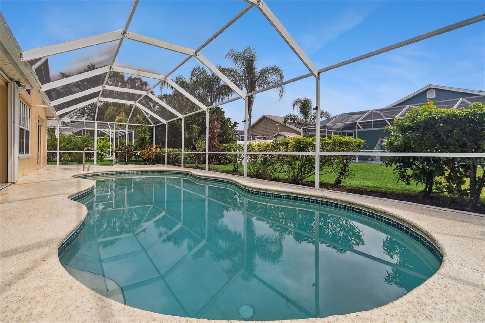 OLEANDER PINES - Residential