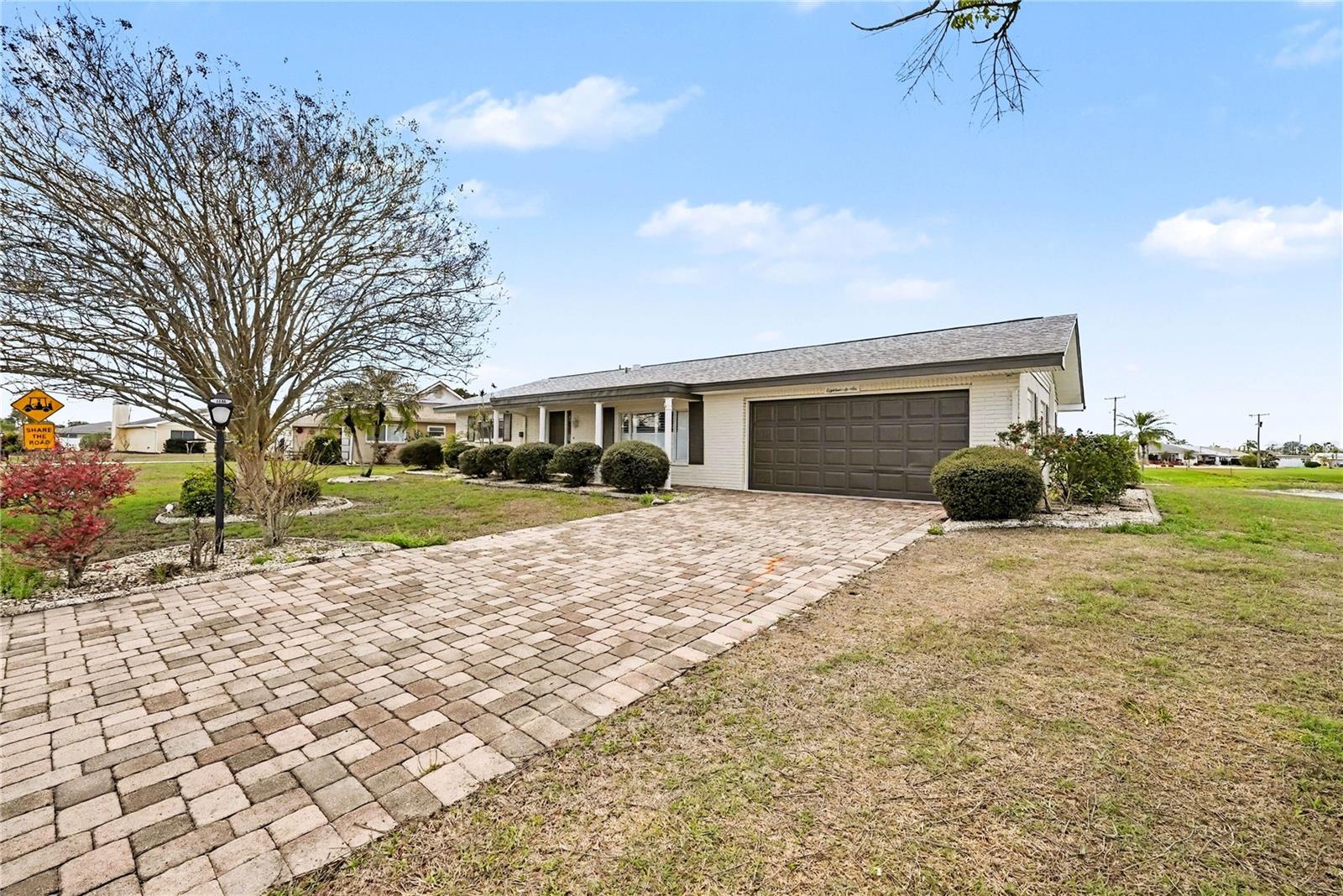 1806 EL RANCHO DRIVE