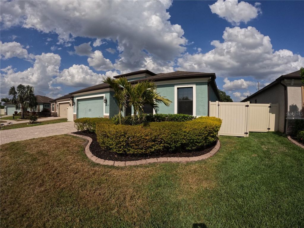 Photo of 6619 35th Court E, Sarasota, FL 34243 (MLS # A4655680)