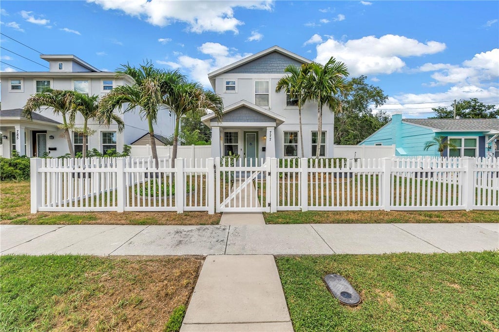 Photo of 777 52nd Avenue N, St Petersburg, FL 33703 (MLS # TB8526791)