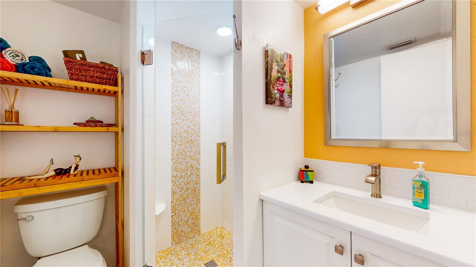 PINEBROOK HOLLOW - Residential