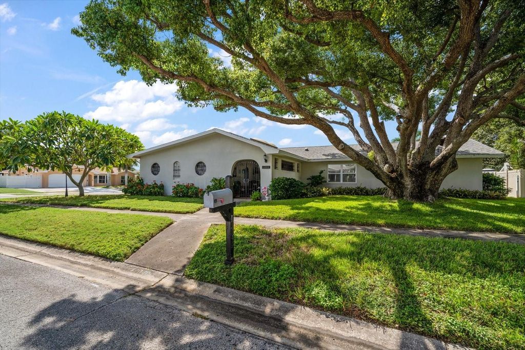 Photo of 11040 141st Way, Largo, FL 33774 (MLS # TB8435516)