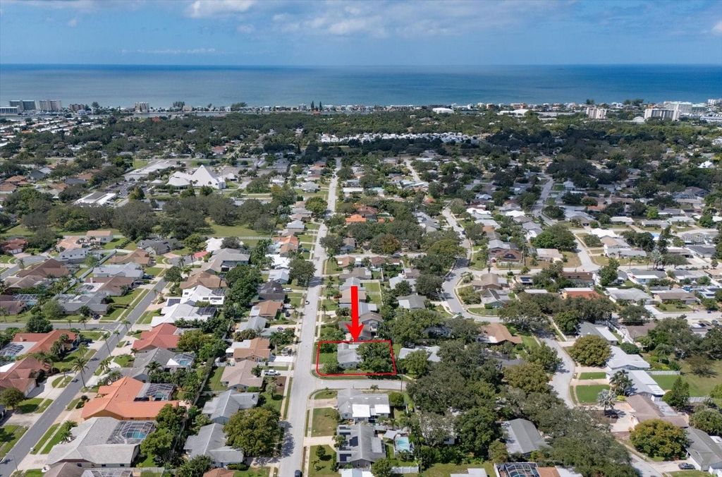 Photo of 11040 141st Way, Largo, FL 33774 (MLS # TB8435516)