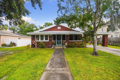 Photo of 708 N Warnell Street, Plant City, FL 33563 (MLS # TB8440293)