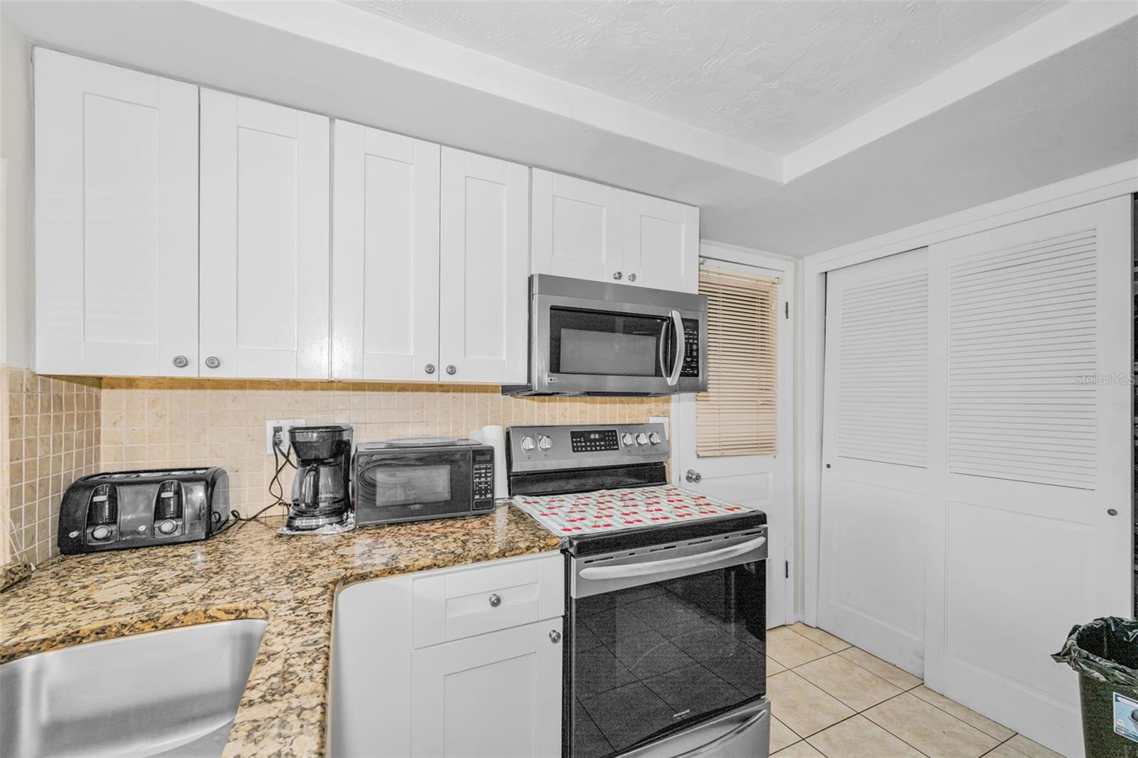 BEACON SQUARE - Residential