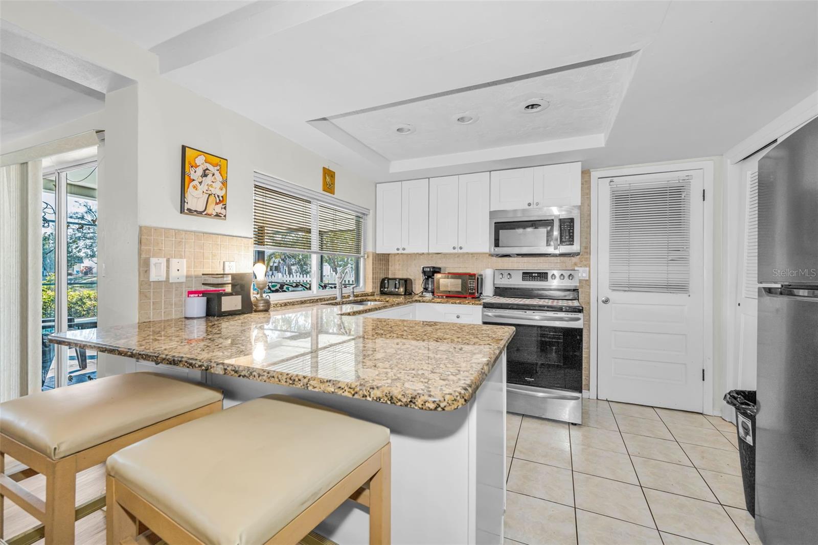 BEACON SQUARE - Residential