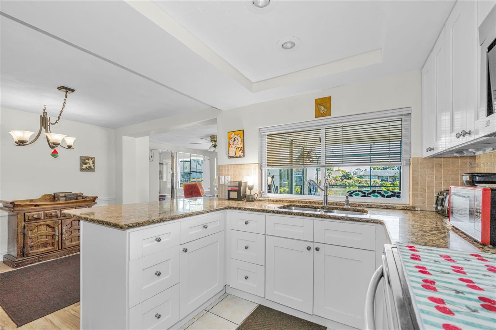 BEACON SQUARE - Residential